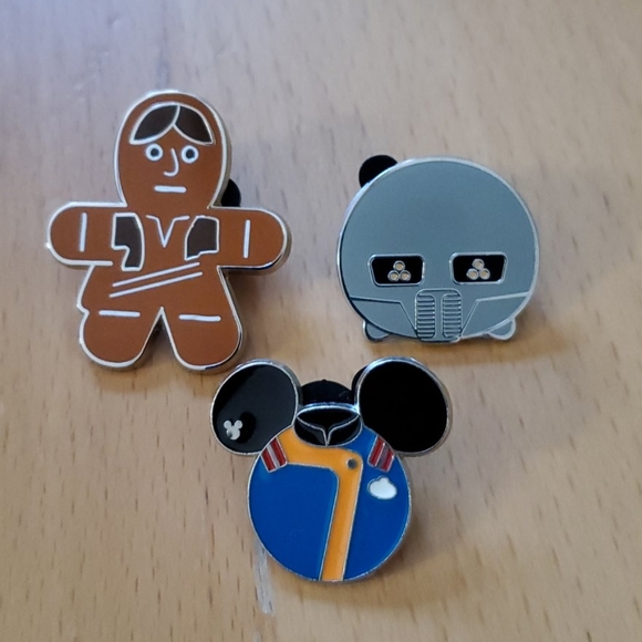 Disney Jewelry - 3 Star Wars Disney Pins